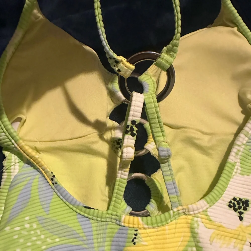 NWOT Seafolly Ring Front Maillot On Vacation Limeade Floral One Piece Swimsuit